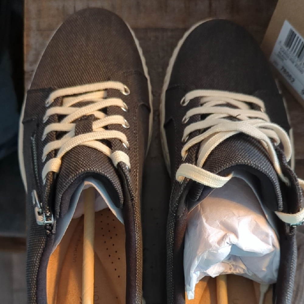 Womens Clarks Caroline Sneakers